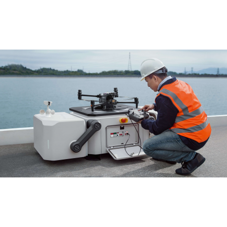 DJI Dock